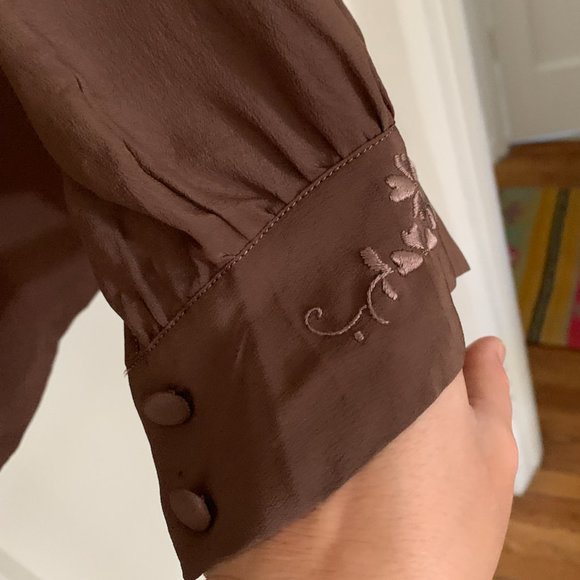 Vintage Italian Silk Shirt w/ Beautiful Embroidery - Picture 5 of 5